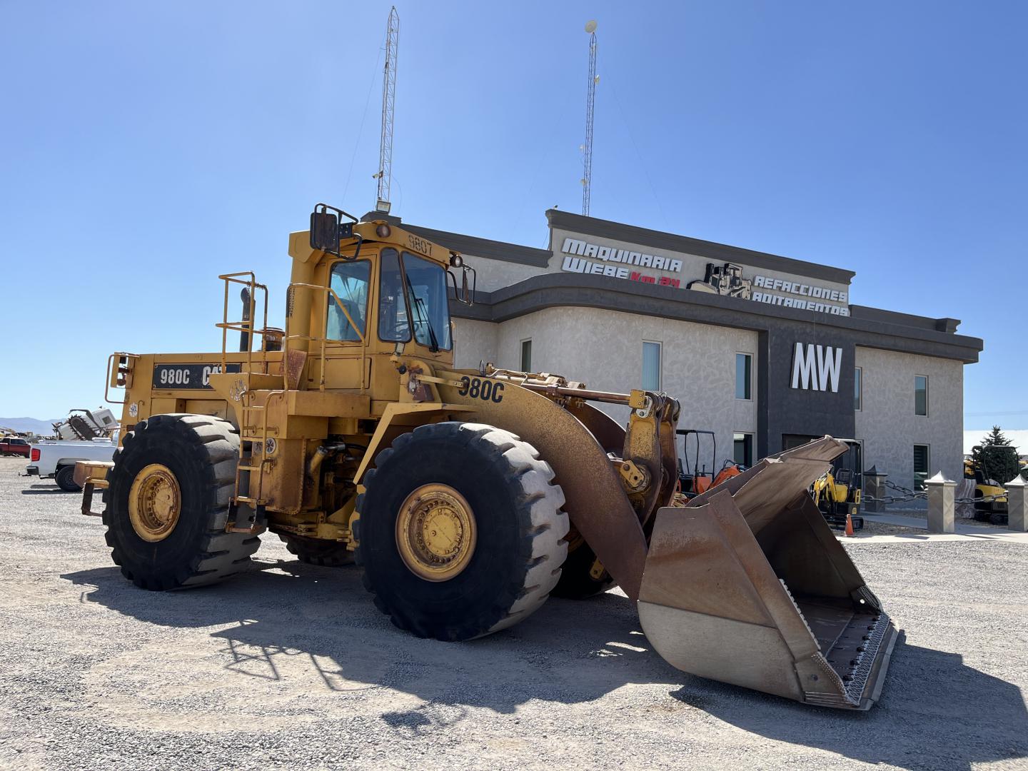 ./imagenes/INVOICE/2019/17671/CARGADOR FRONTAL CAT 980C (1).JPG